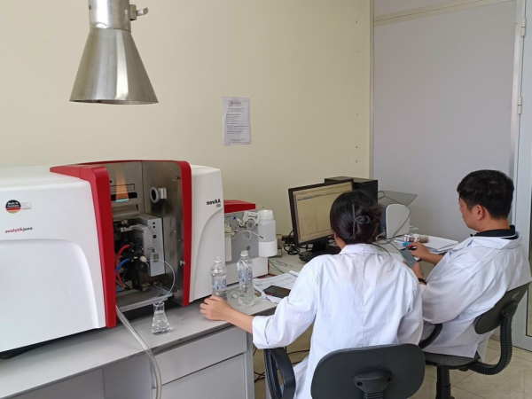 Hệ thống quang phổ hấp thụ nguyên tử